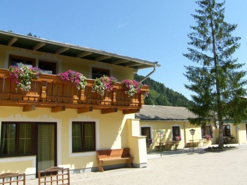 Pension Milan Цел ам Зее Екстериор снимка
